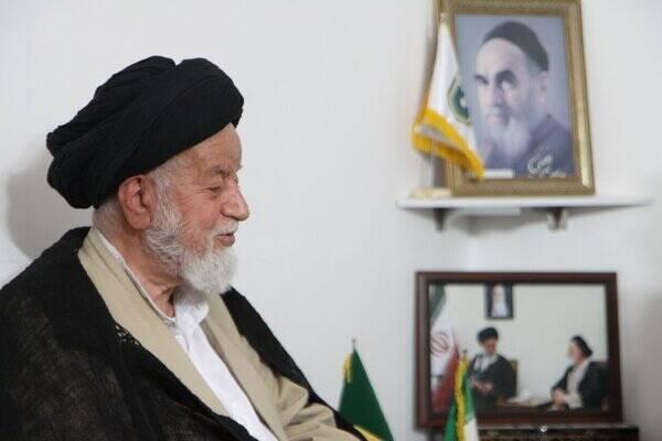 فیلم/ وداع مردم سمنان با پدر معنویشان