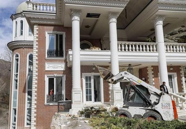 وضعیت ابرویلای معروف جاده چالوس بعد از ‌تخریب ‌+ فیلم