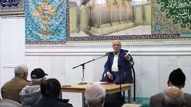 ایمان، ایستادگی و اطاعت از ولایت فقیه، رمز اصلی پیروزی ملت ایران