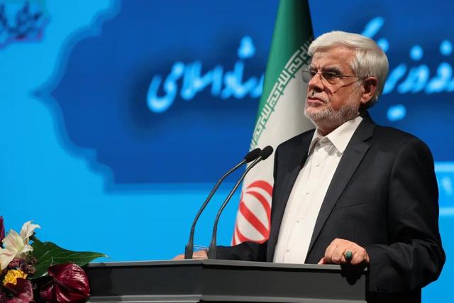 هشدار فعالان صنعت درباره مبنای ارزی قراردادهای دولتی/ درخواست اصلاح به نرخ تالار دوم