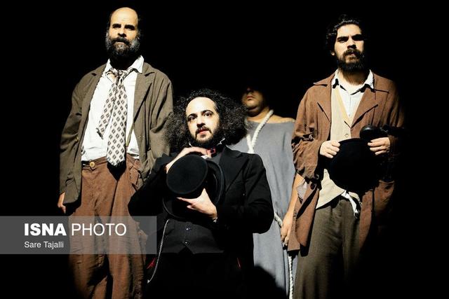 نمایش «در انتظار گودو» - کرمان