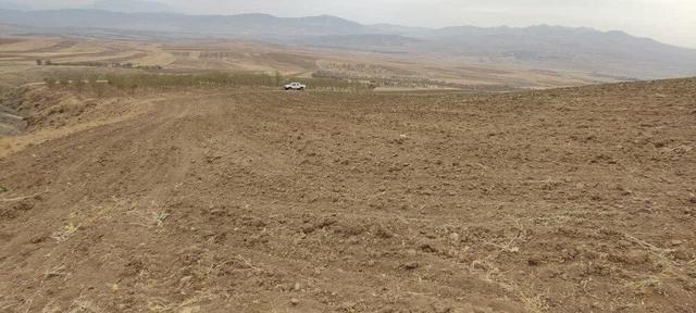 رفع تصرف ۳۹۰۰ متر مربع از اراضی ملی "کمربنه" ملایر