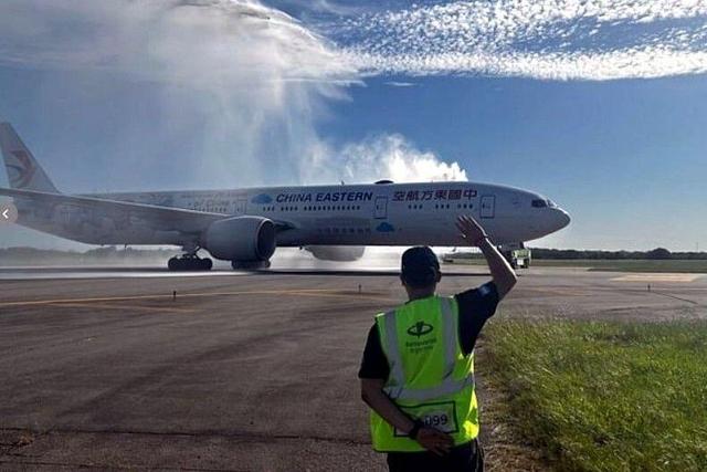 طولانیترین پرواز جهان؛ نیمی از کره زمین در آسمان