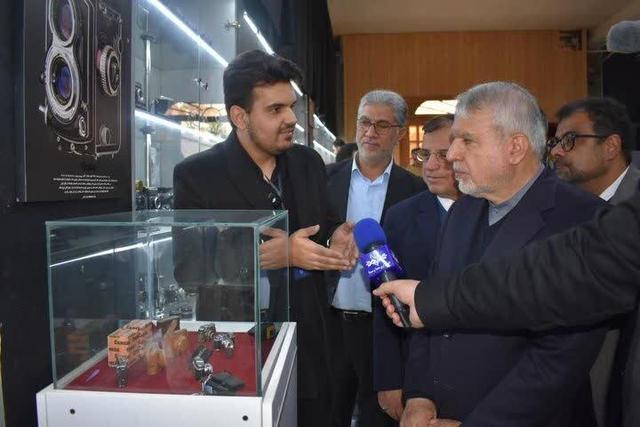 بازدید وزیر میراث فرهنگی از اولین موزه تخصصی عکاسی شمال کشور در گرگان