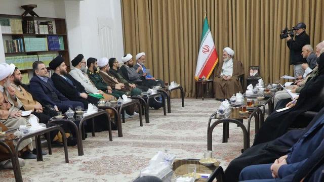 اعتکاف سلامت اجتماعی جامعه را تقویت میکند