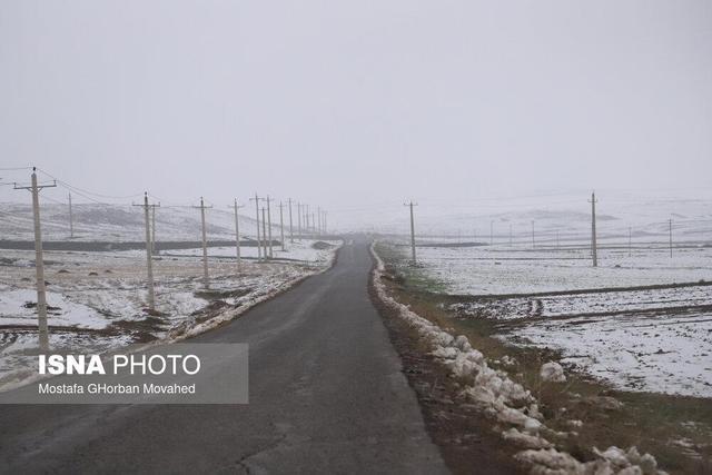 باز بودن کلیه محورهای مواصلاتی شهرستان اهر علی‌رغم بارش برف