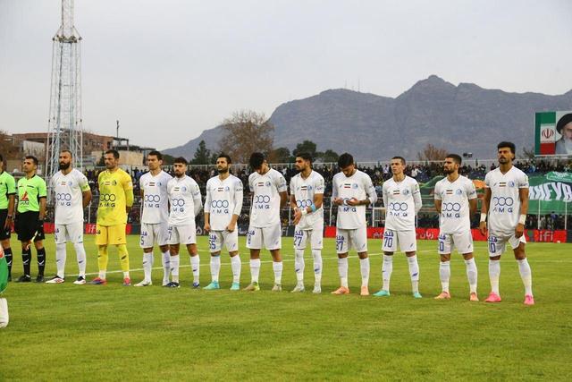 قهرمانی نیمفصل استقلال پرید؟