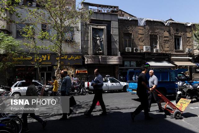 «لالهزار» صحنه جنگ نابرابر است