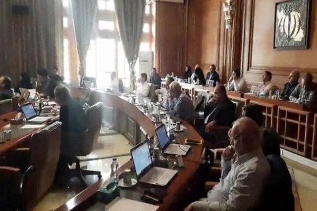 ببینید | باز هم قطع ناگهانی برق در جلسه شورای شهر تهران