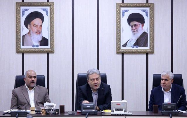 نوسازی ناوگان تاکسیرانی و حملونقل عمومی جزیره در دستور کار منطقه آزاد کیش