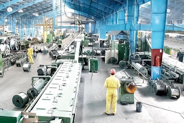 نسخه احیای صنعت از ثبات اقتصادی تا نوسازی فناوری