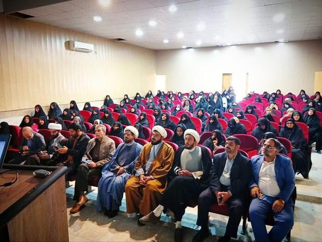 تقویت فعالیتهای قرآنی در مساجد کاشمر