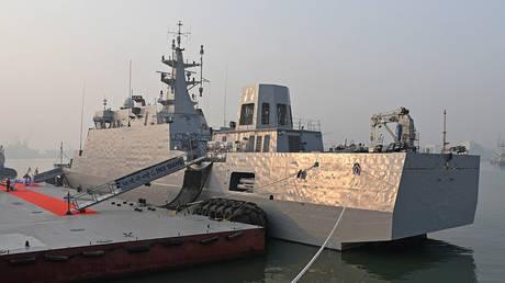 Indian Navy commissions locally built diving support ship