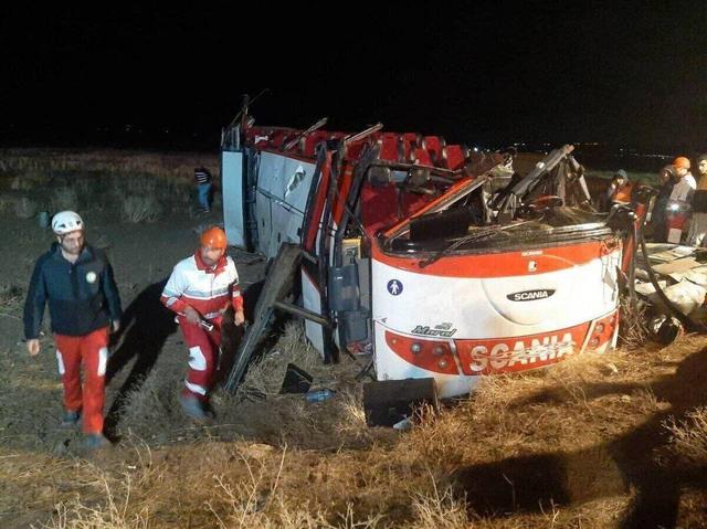 آخرین وضعیت مصدومان حادثه مرگبار در آزادراه اصفهان_نطنز