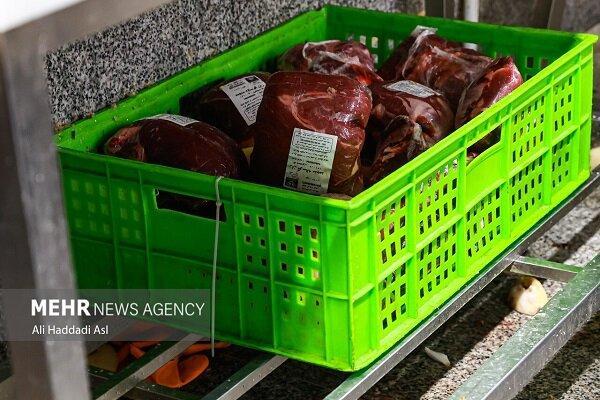 عرضه گوشت قرمز در کشتارگاههای رسمی به بیش از ۴۳ تن رسید