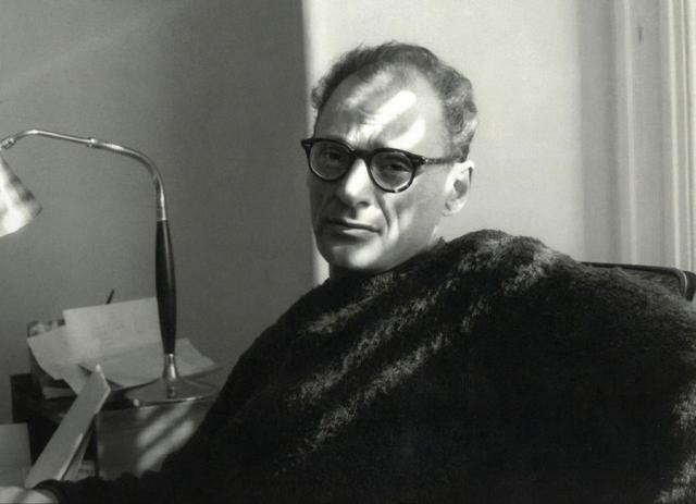 بررسی «مرگ فروشنده» آرتور میلر در رادیو نمایش