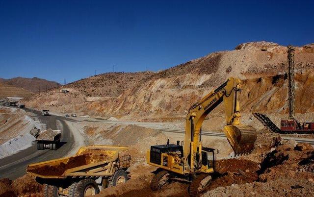 برای توسعه اکتشافات معدنی جنوب کرمان ۵۰ هزار مترمربع حفاری شد