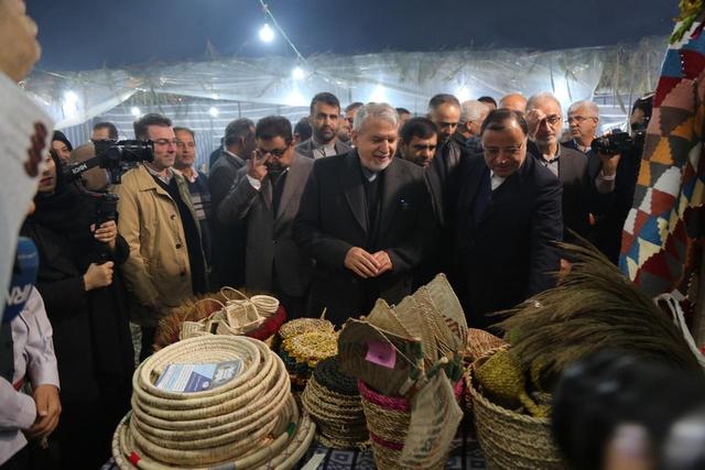 صالحیامیری از قلب فرهنگهای بومی ایران بازدید کرد/ روایت میدانی وزیر میراثفرهنگی از ظرفیتهای روستایی و عشایری جشنواره بینالمللی اقوامک