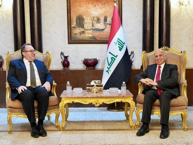 گفتگوی وزیر خارجه عراق و کاردار سفارت آمریکا در مورد تحولات منطقه‌ای