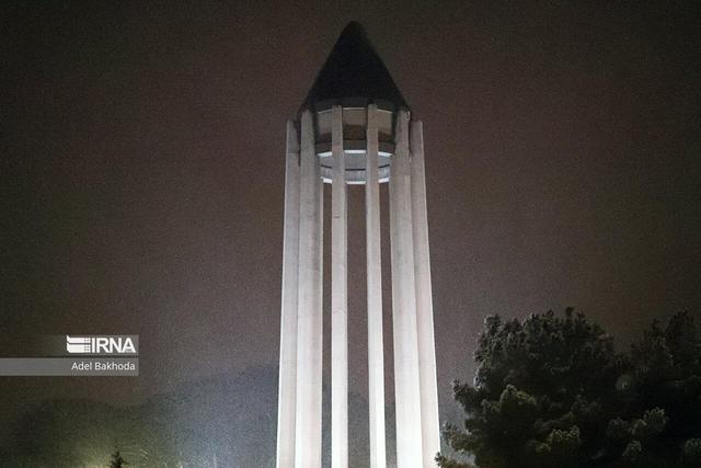 حضور ۲۸ شاعر و پزشک تاجیکستانی در همدان پل ارتباطی طب ایرانی و تاجیکی