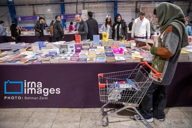 فروش ۴۵ میلیارد ریالی نمایشگاه سراسری کتاب کرمانشاه؛ ارمغان کتاب برای تحقق اقتصاد خلاق