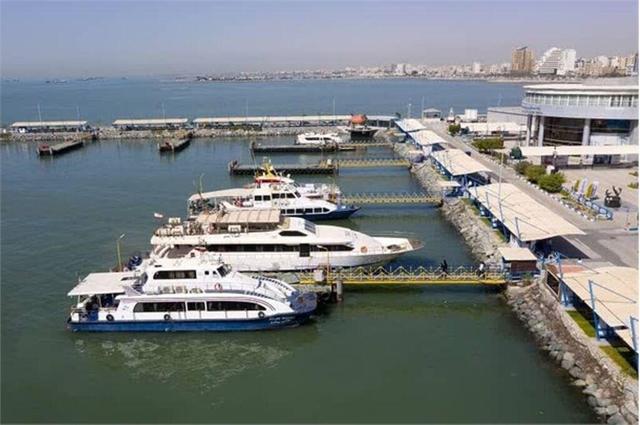 بندر مسافری شهید حقانی بندرعباس تعطیل شد