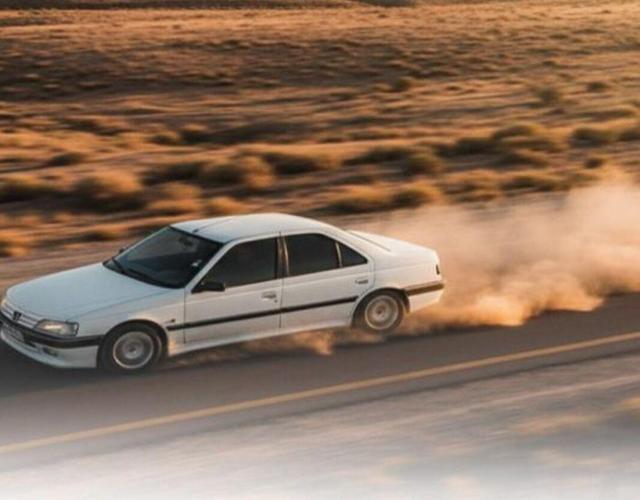 توقیف خودروی شوتی حامل بدلیجات قاچاق در زنجان