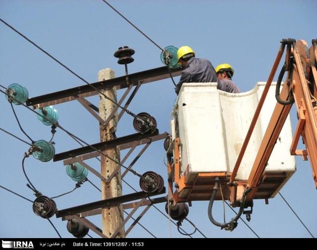 توصیههای ایمنی شرکت توزیع نیروی برق بوشهر برای بارشهای پاییز و زمستان+اینفوگرافیک