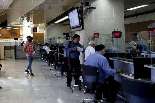 سخنگوی دولت: برخی روسای شعب بانکها در رابطه با پولشویی، عزل شدند