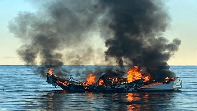 ادامه حملات آمریکا به قایقها به بهانه مبارزه با مواد مخدر + فیلم