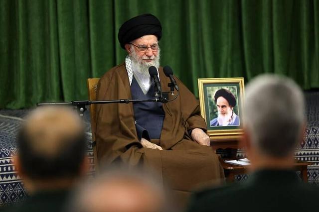 جوانان ما جوانان خوبی هستند لزوم تبیین هنرمندانه ارزش‌های دفاع مقدس برای آنان/ به‌رغم مشکلات، نقاط مثبت در کشور زیاد است