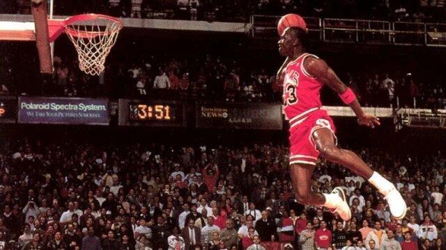 مایکل جردن؛ اسطوره‌ای که "عشق به بازی" را در قراردادش گنجاند