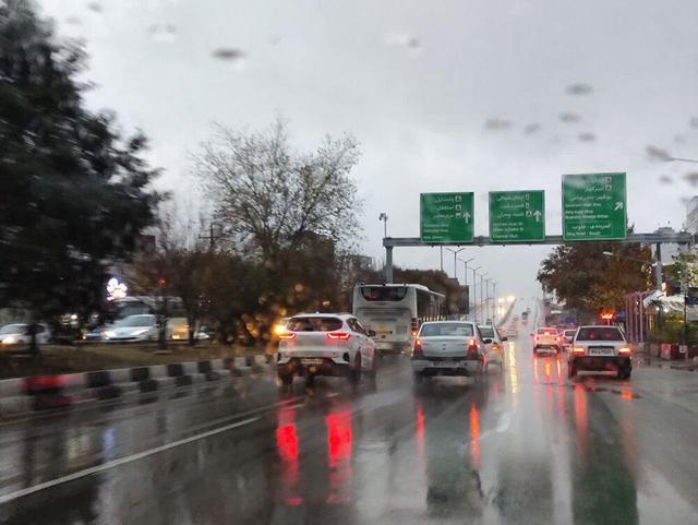 مدیریت میدانی بارش‌های سنگین در شیراز با استقرار گسترده ناوگان عملیاتی