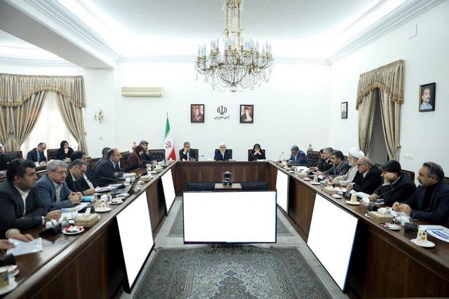 عارف: همه در برابر حوادث جاده‌ای مسئول هستیم/قوانین باید سختگیرانه اجرا شود