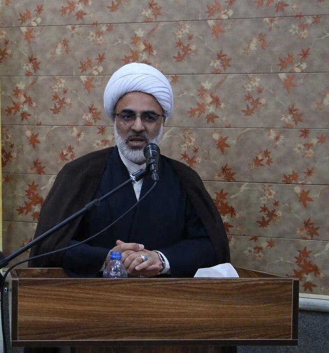 ایمان و توسل سرچشمه اصلی قدرت شیعه است