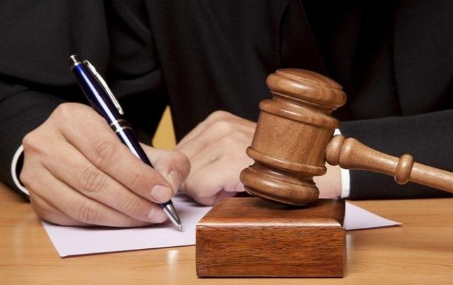 صدور حکم ۱۴ ماه زندان برای یک خبرنگار