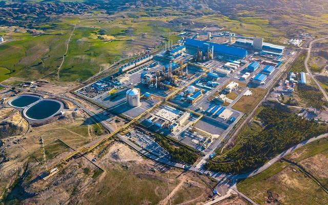 خیز دوباره بختیاری برای نجات کشور؛ «پتروپالایش» جایگزین تفنگ شد، اما راه را بسته‌اند!