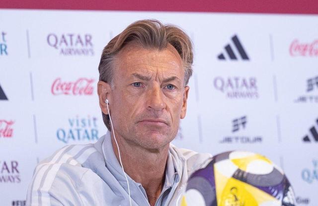 ادعای رسانههای سعودی؛ رنارد در آستانه برکناری از سرمربیگری عربستان