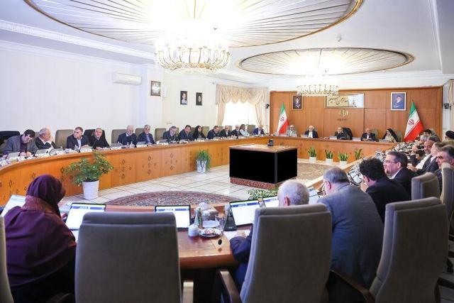 اجرای طرح کارآموزی دانش‌آموزان فنی و حرفه‌ای در کارخانجات بسیار ارزشمند است/ ضرورت آشنایی دانش‌آموزان با فن‌آوری‌های روز دنیا و دستاوردهای جدید علمی