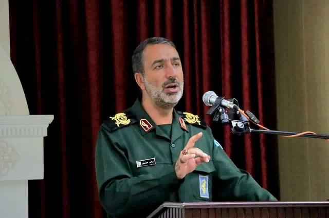 پرچم ایثار اصناف و حمل‌ونقل همواره برافراشته است