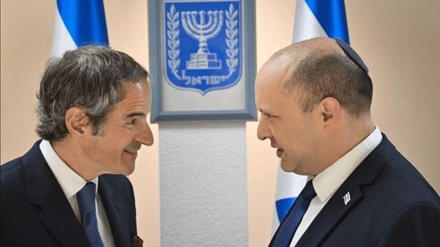 یک نام ایرانی و رافائل گروسی در میان شماره تلفنهای نفتالی بنت!