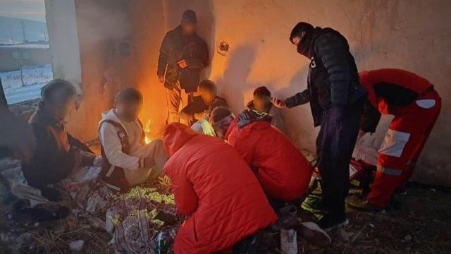 محبوبی: هلال احمر آذربایجان غربی به اتباع خارجی در خوی امدادرسانی کرد