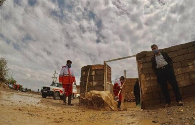 عملیات امدادی هلال احمر در ۹ استان/ خدمت رسانی به بیش از هزار نفر در ۲۴ ساعت