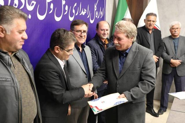 رانندگان برتر اردبیل به پاس رتبه‌های ملی تجلیل شدند