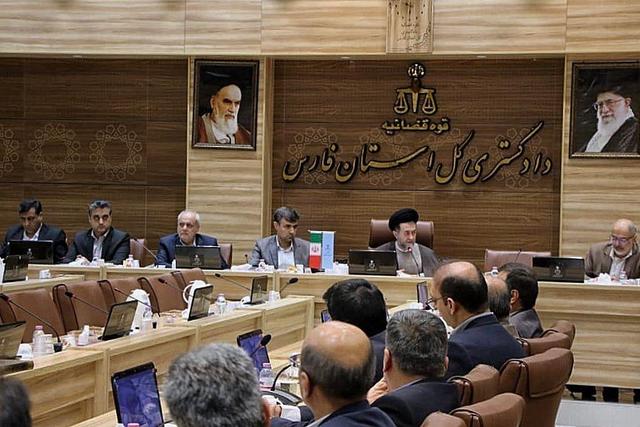 بهترین حمایت از سرمایه گذاران در فارس هموار سازی مسیر اداری و کاستن از بروکراسی هاست