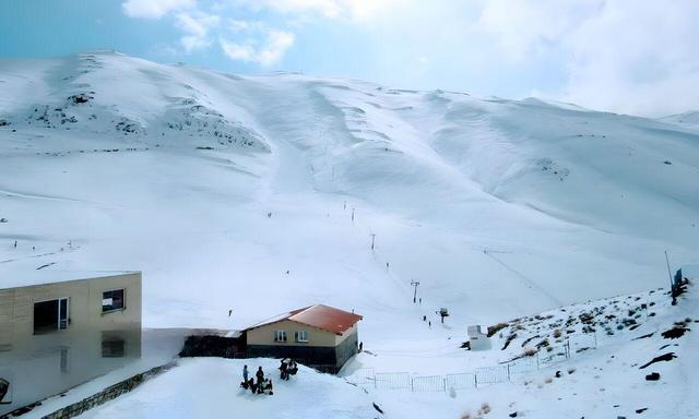 پیست اسکی فریدونشهر پنجشنبه و جمعه این هفته تعطیل است