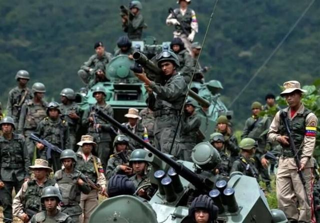 ارتش ونزوئلا: وحشتی از تهدیدهای ترامپ نداریم