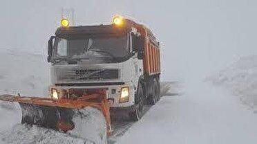 اجرای ۶ هزار و۵۰۰ کیلومتر باند برفروبی در جادههای همدان