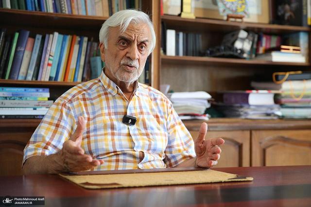 گلایه هاشمی طبا از اقتصاددانان: چرا در باره مدیریت پولی و مالی کشور در زمان تحریم راهکار نمی دهید؟