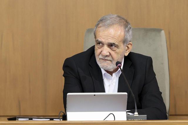 پزشکیان: کاری خواهیم کرد که ۱۰ هزار مگاوات کسری برق جبران شود